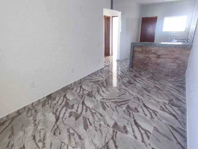Casa para Venda em Araruama - 4