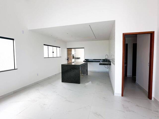 Casa para Venda em Araruama - 5