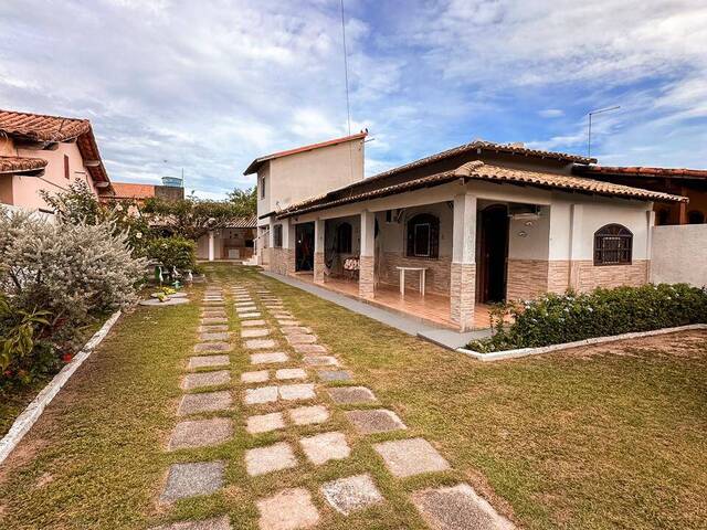 #884 - Casa para Venda em Araruama - RJ