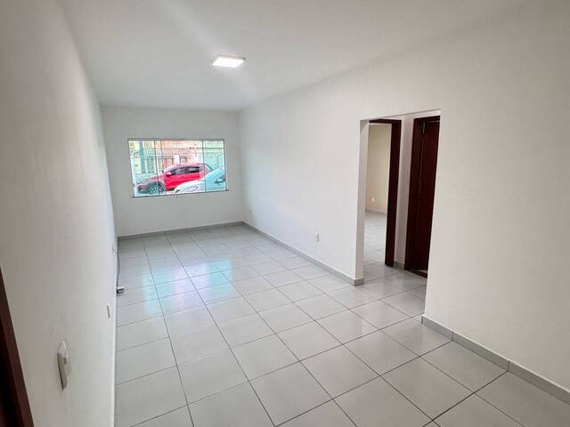 #906 - Apartamento para Venda em Araruama - RJ - 2