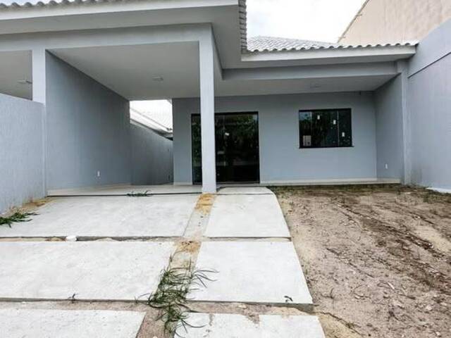 #912 - Casa para Venda em Araruama - RJ