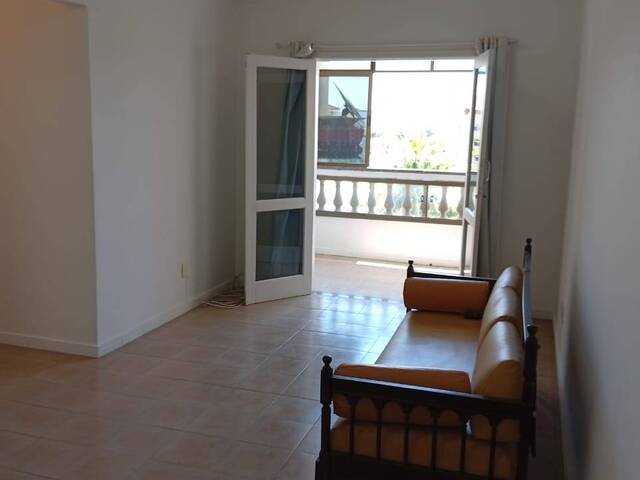 Apartamento para Venda em Araruama - 4