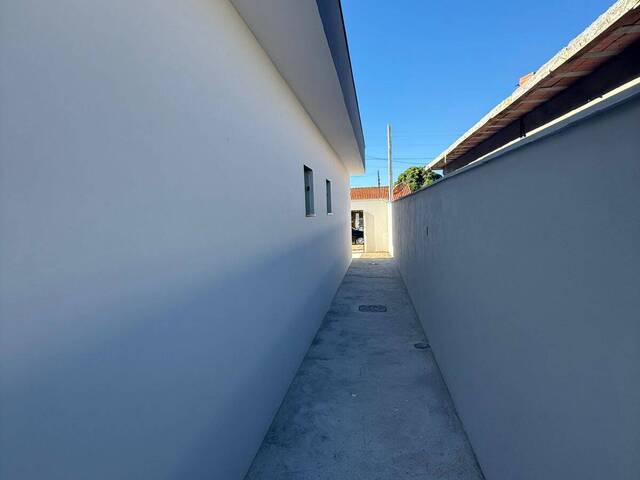 #943 - Casa para Venda em Araruama - RJ - 3