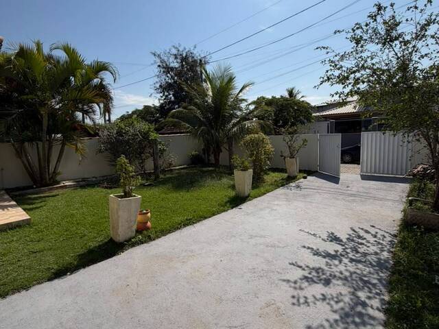 Casa para Venda em Araruama - 2