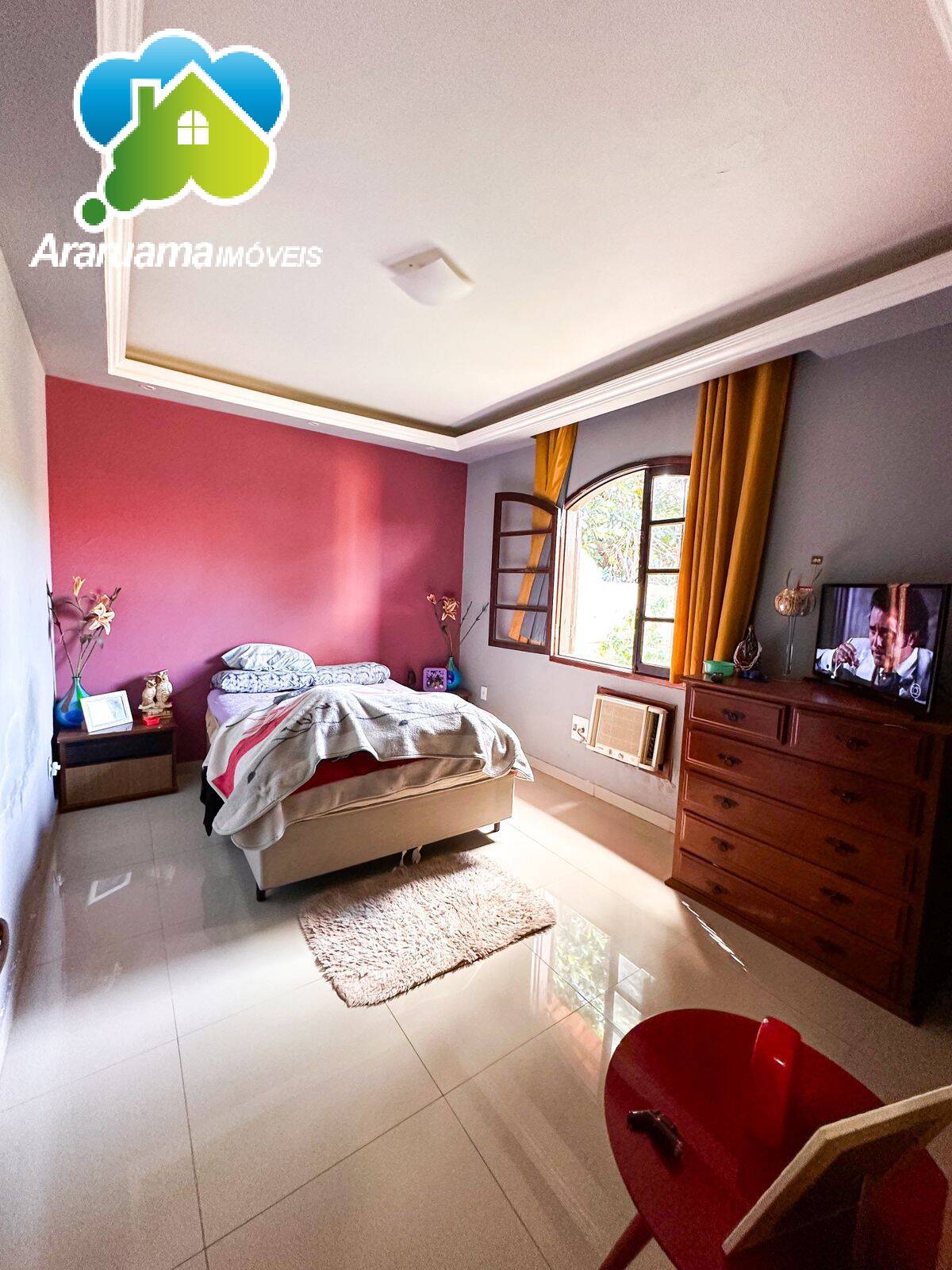Casa à venda com 4 quartos, 224m² - Foto 14