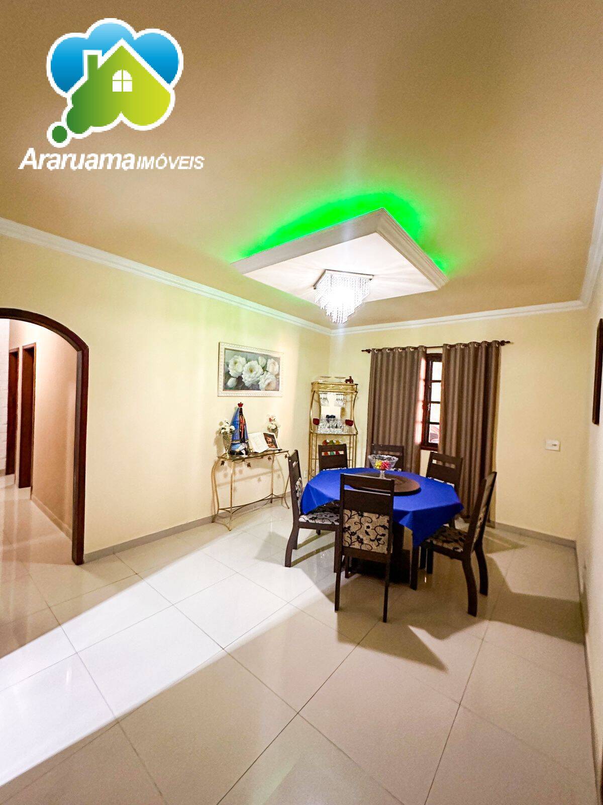 Casa à venda com 4 quartos, 224m² - Foto 7