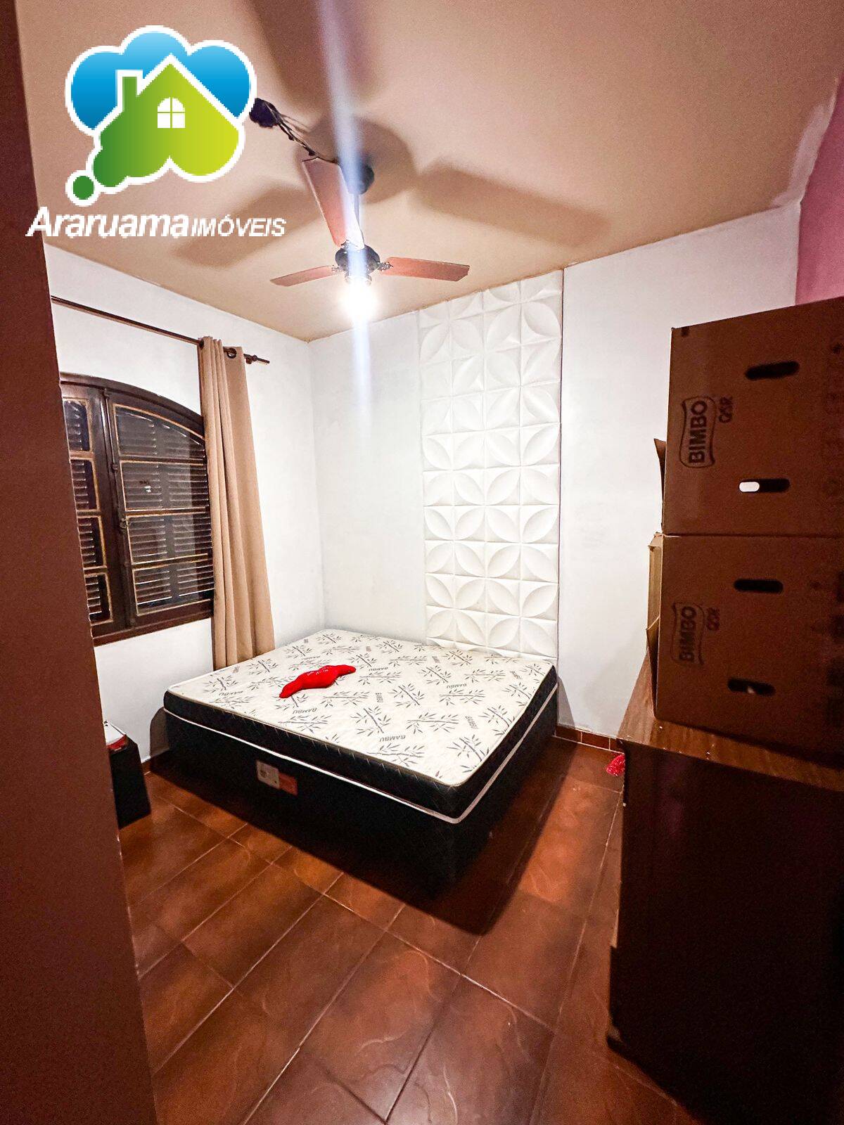 Casa à venda com 4 quartos, 224m² - Foto 16