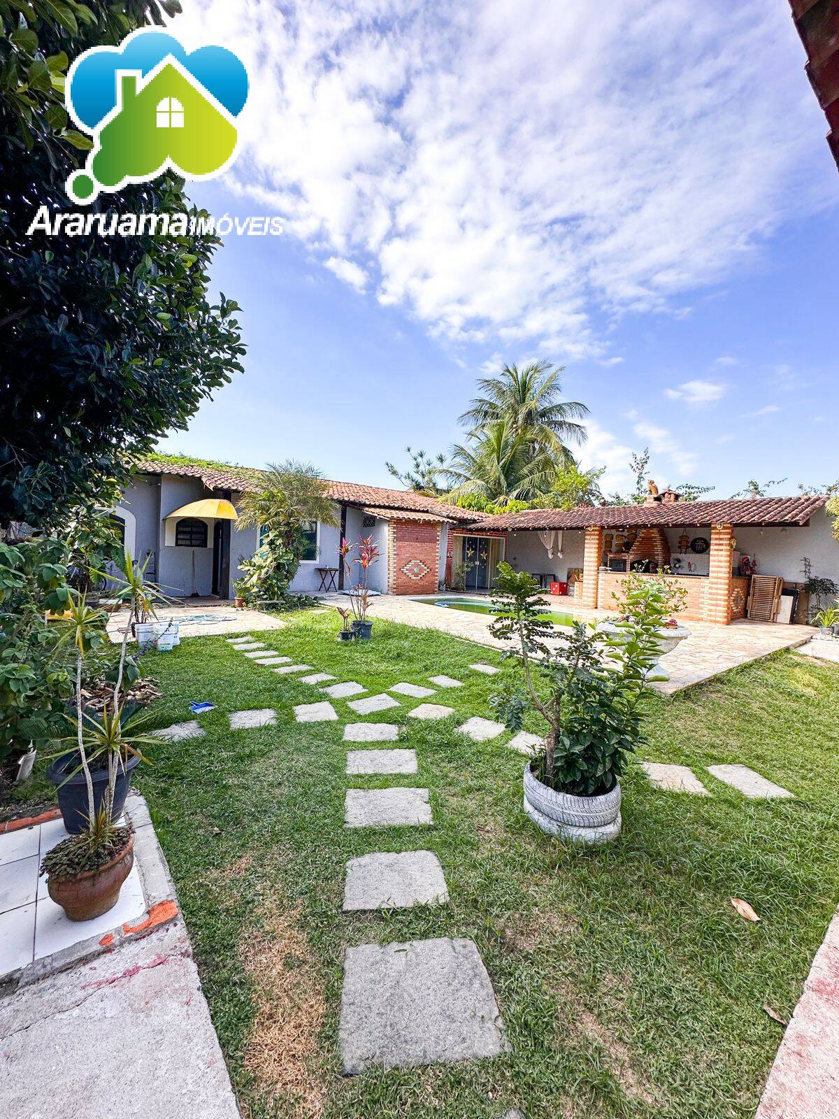 Casa à venda com 4 quartos, 224m² - Foto 4